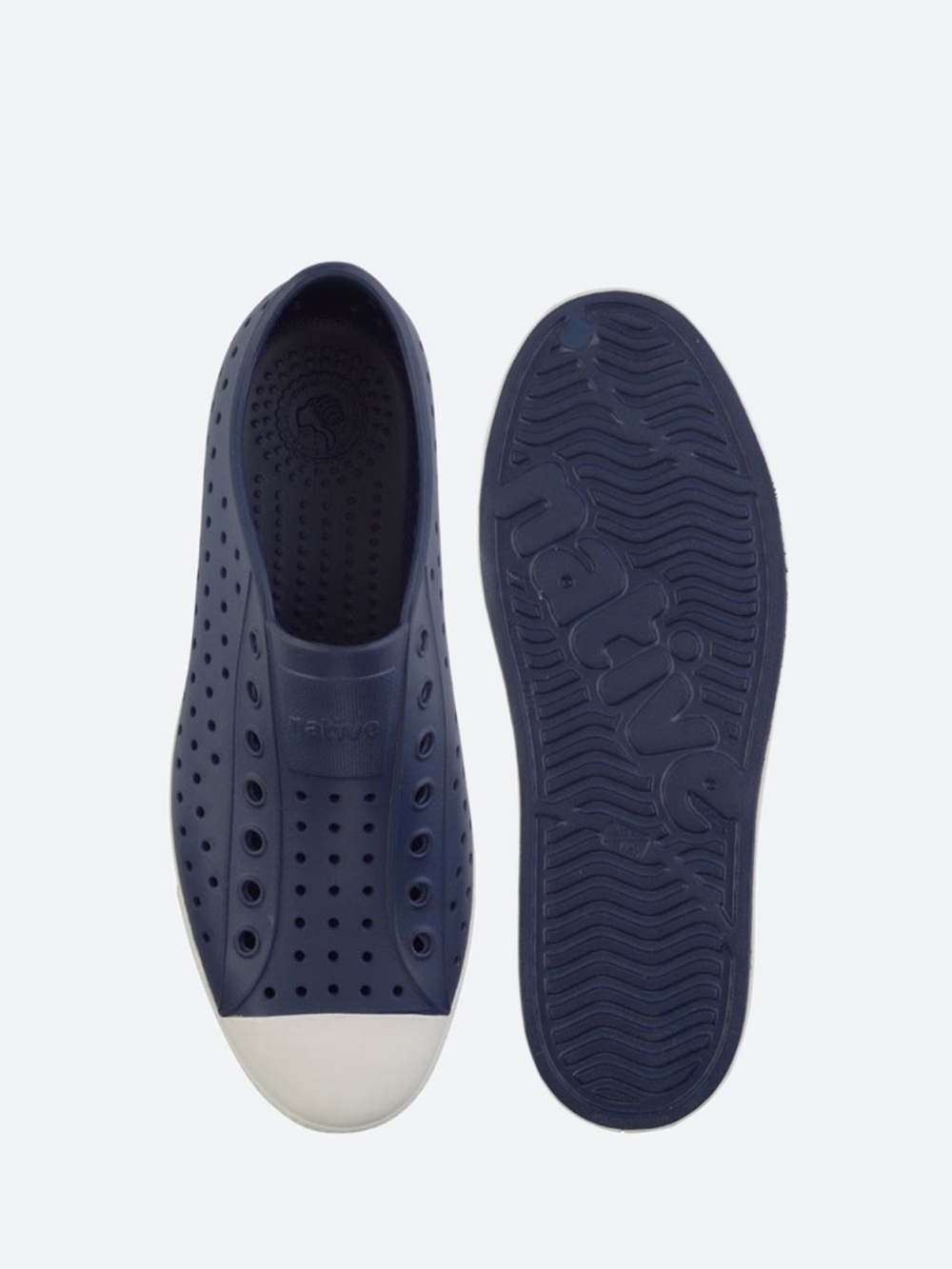 Native ‘Jefferson’ navy water outdoor adventure slip on EVA shoes men’s size 10